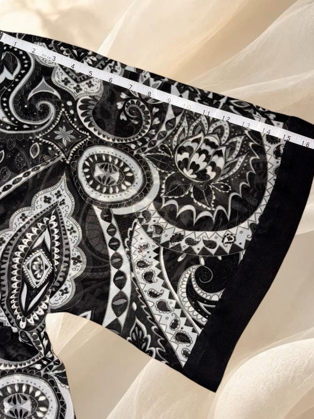 NY&Co Black White Paisley Tie Front Tunic Blouse L - Picture 4 of 5